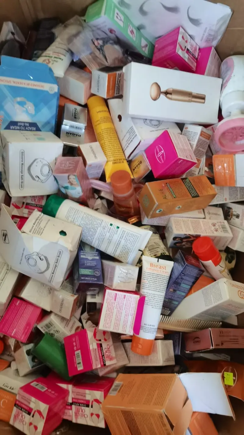Mixed Beauty & Body Care Product Sampler – Random Assortment 1