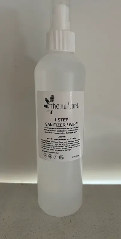 One-Step Sanitizing Wipe Spray – 250Ml Disinfectant Solution 1